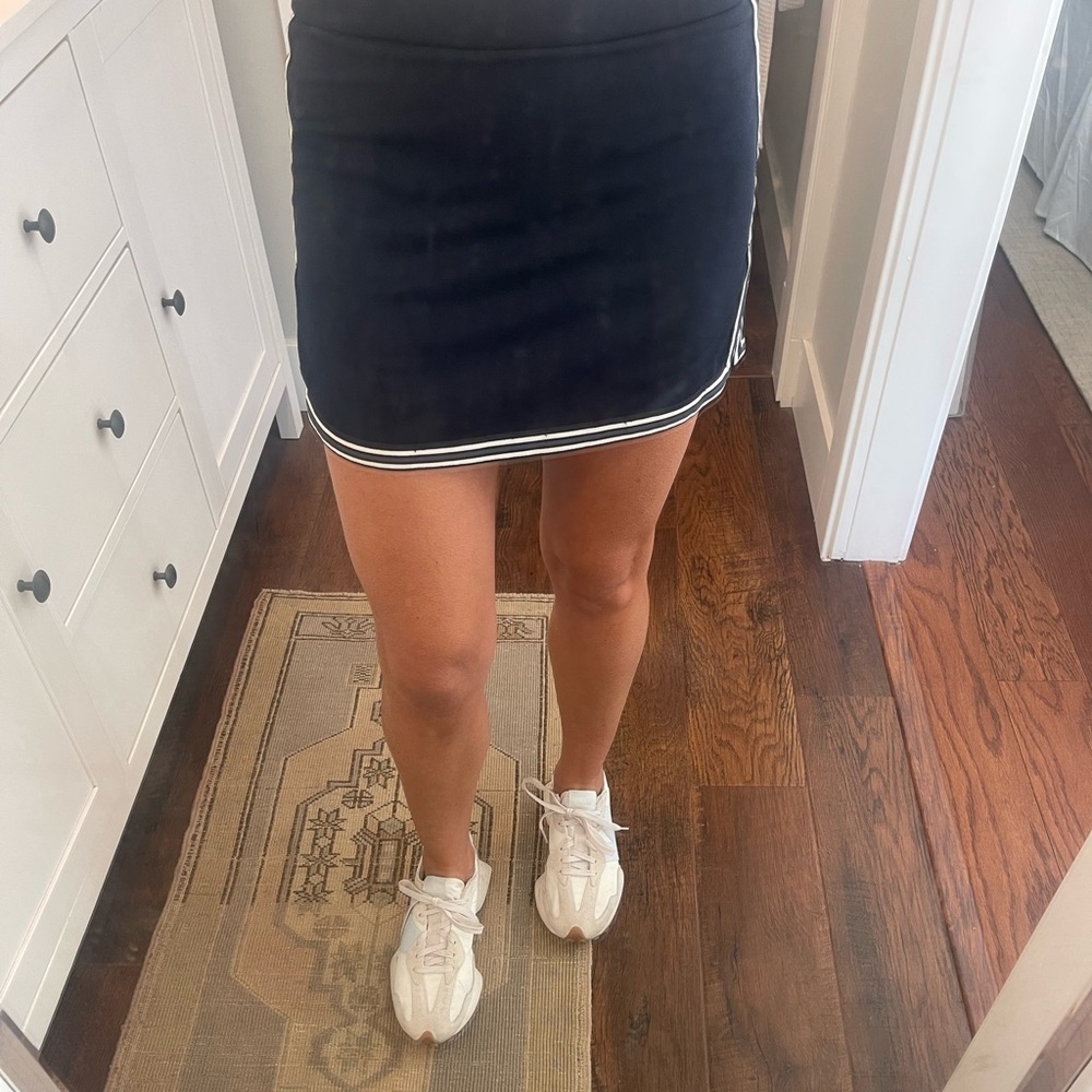 Tory Sport XS navy workout skort